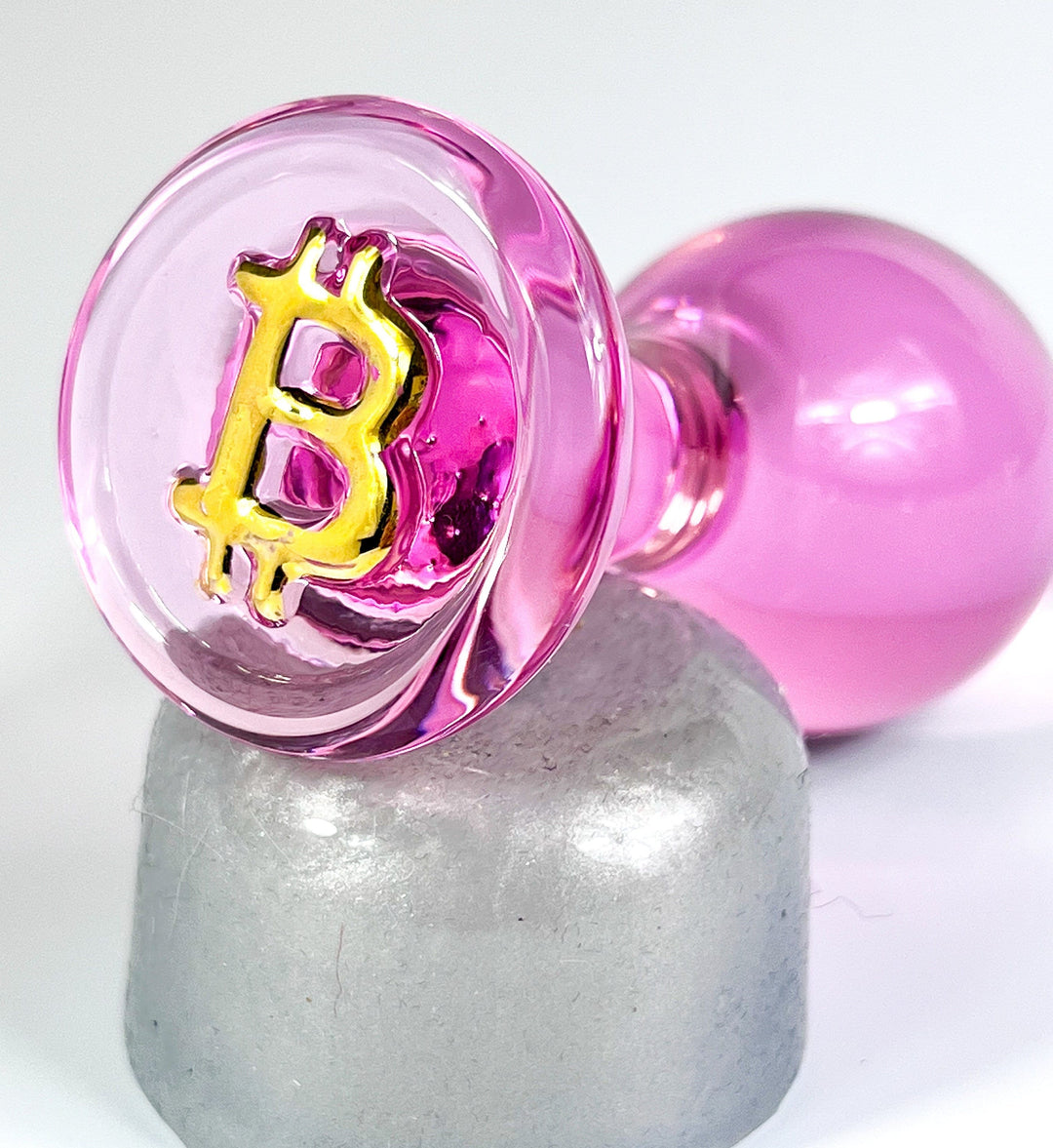 Bitcoin 22K Gold Emblem Glass Plug Toy