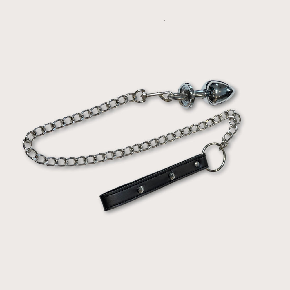 HOT DETACHABLE SEX LEASH BUTTPLUG Indulge HOT DETACHABLE SEX LEASH BUTTPLUG Indulge